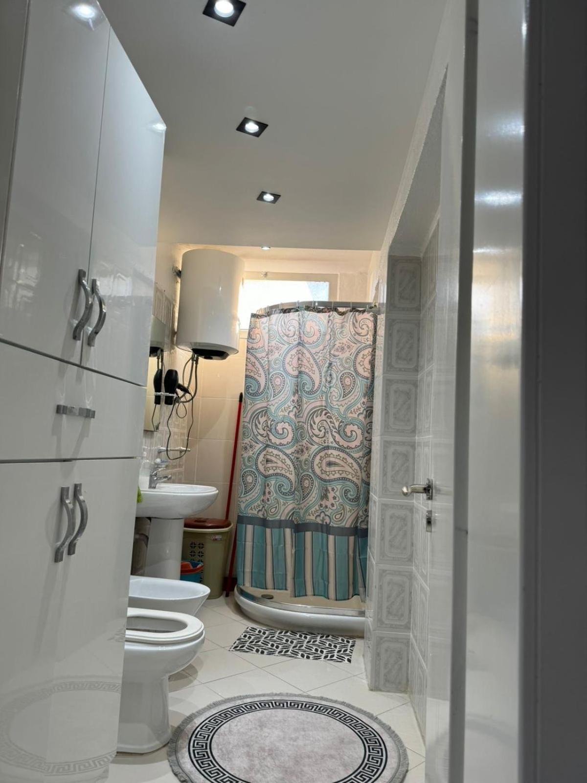 Temali Apartment Shkodër Exteriör bild
