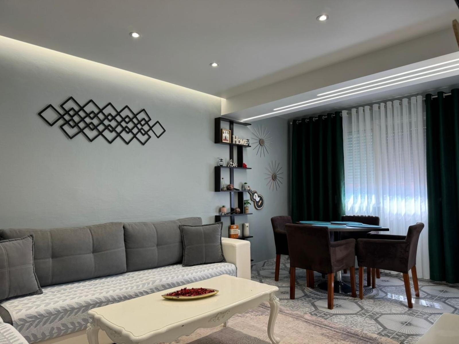 Temali Apartment Shkodër Exteriör bild